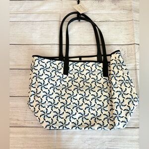 Floral Pattern Tote Bag in White and Blue - Unbranded
